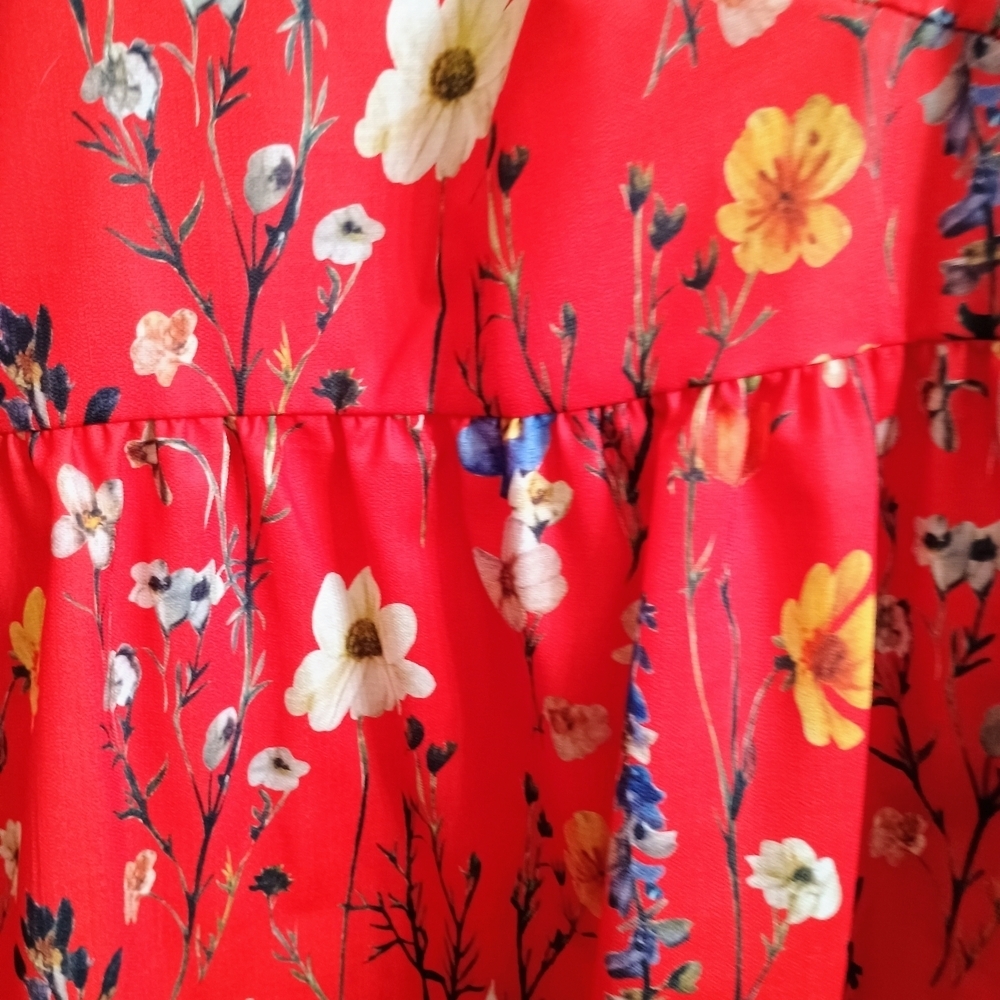Floral Red Women's Top - Picture 2 of 4